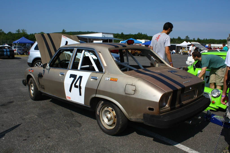 Illustration for article titled The 24 Hours Of LeMons New England 2009 Über Gallery, Part 4